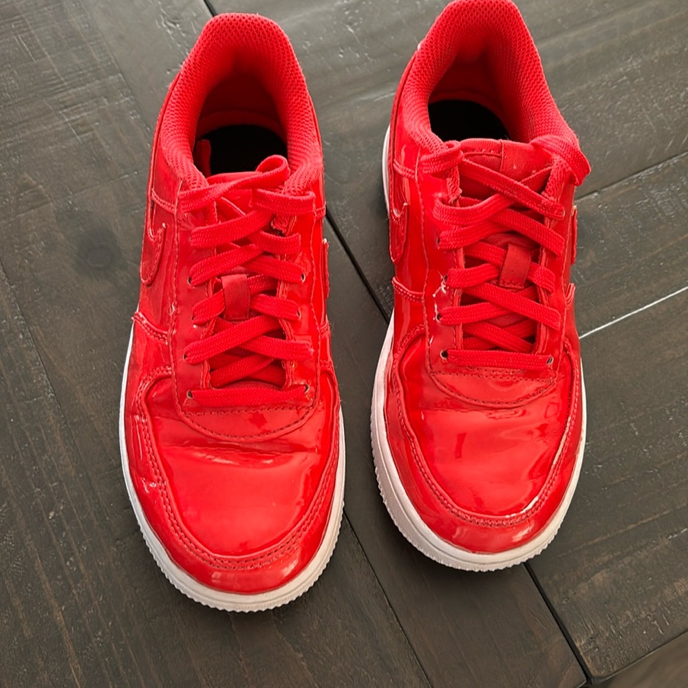 Nike Air Force Siren Red size 1 youth